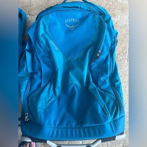 Osprey Ozone 22"/46 L Wheeled Luggage